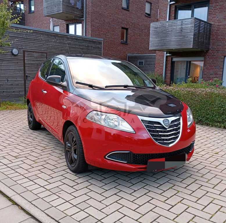 Lancia Ypsilon 2012