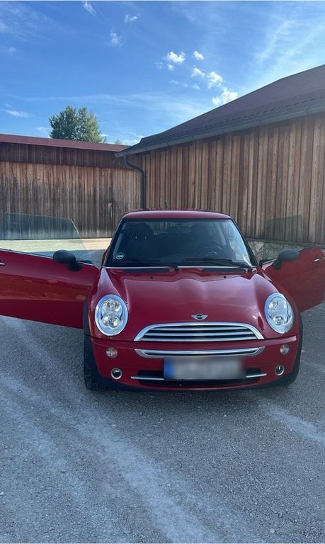 Mini One 2004