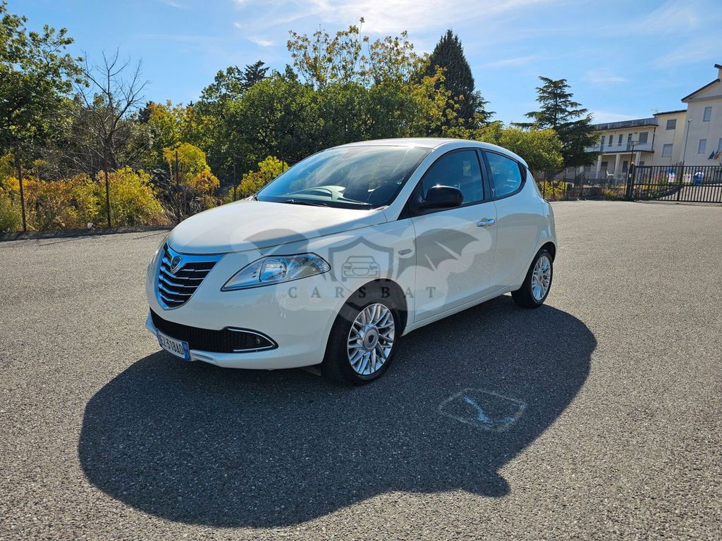 Lancia Ypsilon 2015