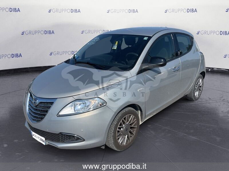 Lancia Ypsilon 2012