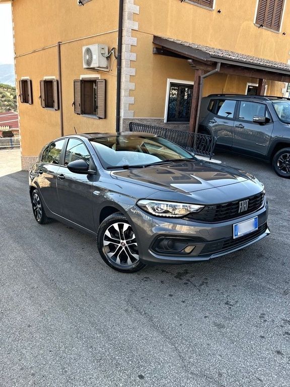 Fiat Tipo 2021