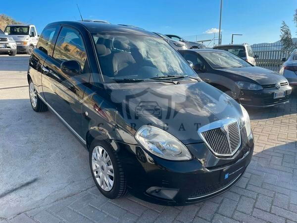 Lancia Ypsilon 2010
