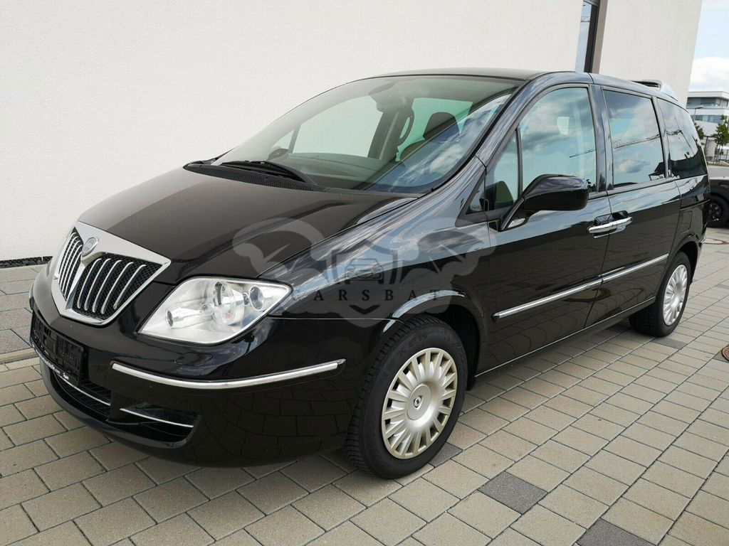 Lancia Phedra 2009