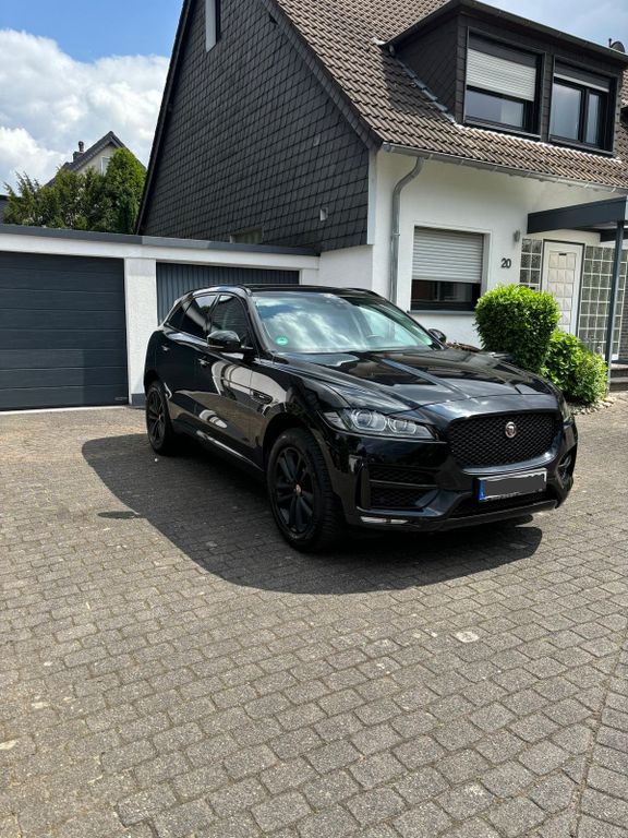 Jaguar F-Pace 2018