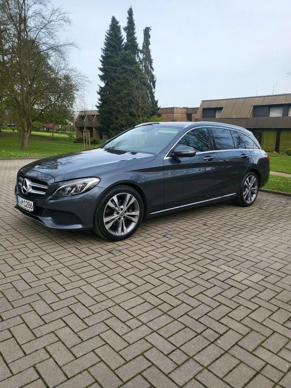 Mercedes-Benz MB 100 2016