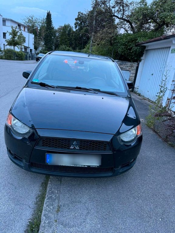 Mitsubishi Colt 2010