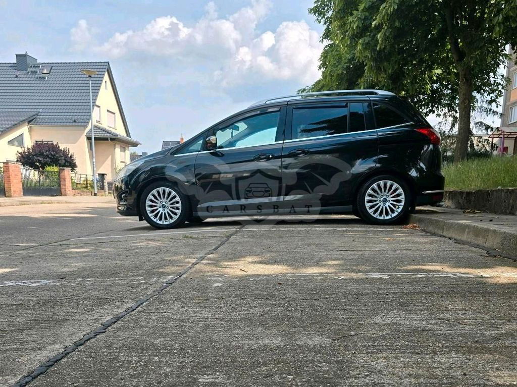 Ford Grand C-Max 2011
