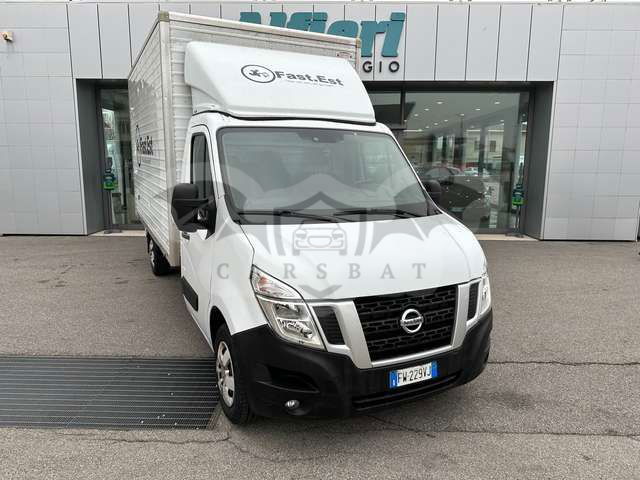 Nissan NV400 2019