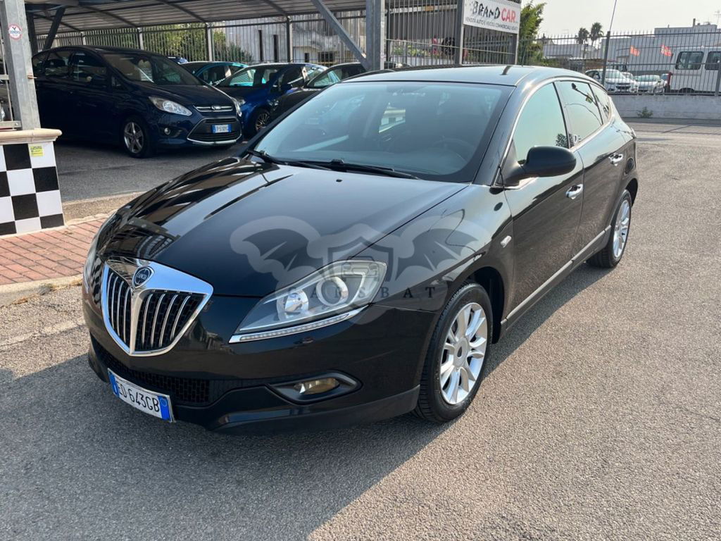 Lancia Delta 2010