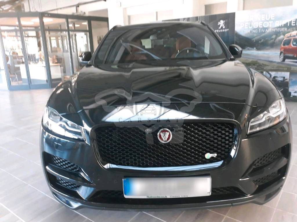 Jaguar F-Pace 2016