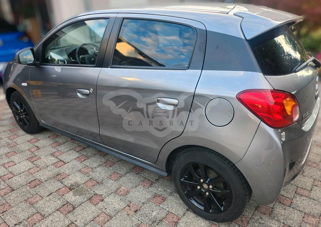 Mitsubishi Space Star 2016