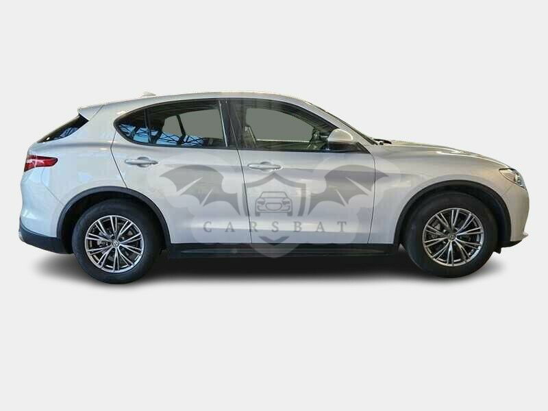Alfa Romeo Stelvio 2021