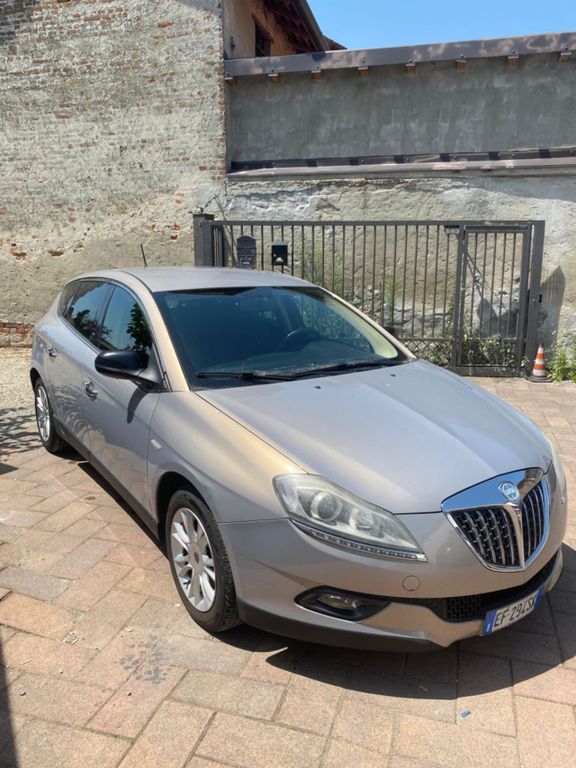Lancia Delta 2010