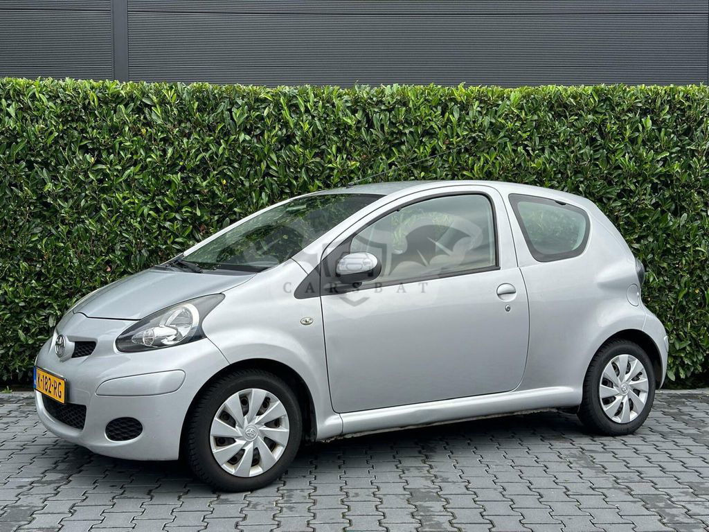 Toyota Aygo X 2011