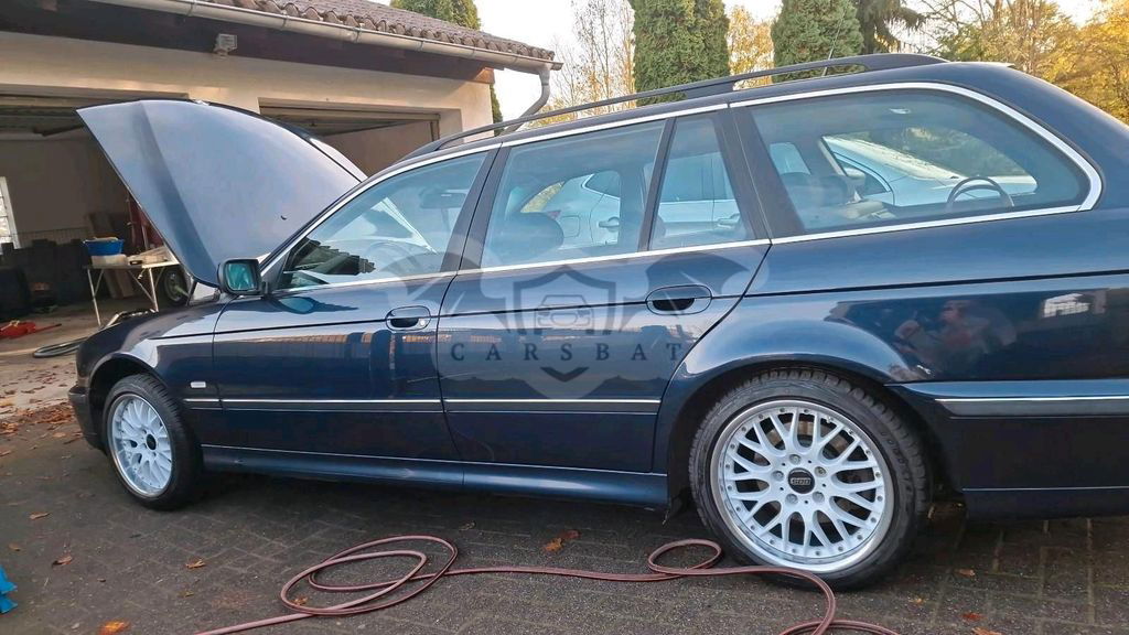 BMW M5 2000