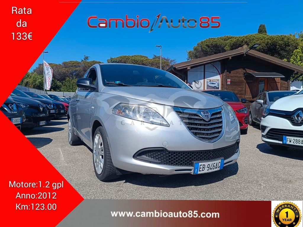 Lancia Ypsilon 2012