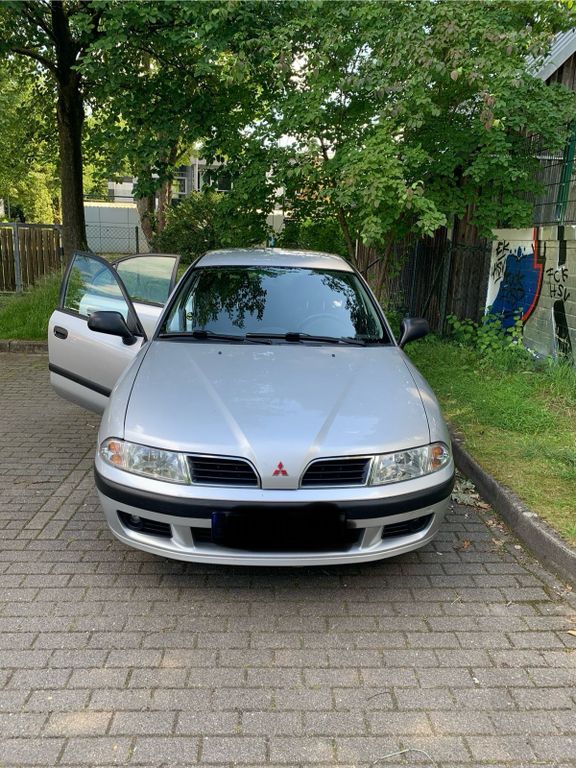 Mitsubishi Carisma 2000