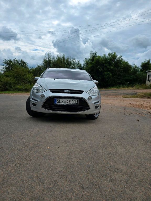 Ford S-Max 2012