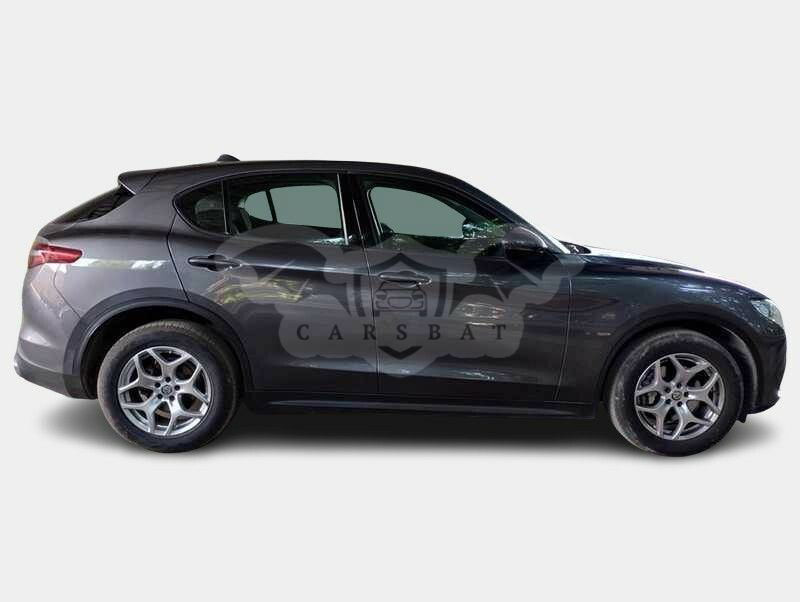 Alfa Romeo Stelvio 2021