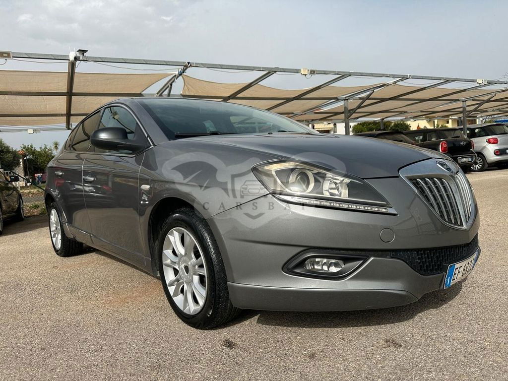 Lancia Delta 2011
