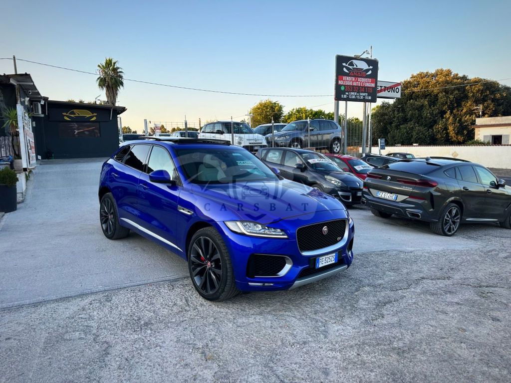 Jaguar F-Pace 2016