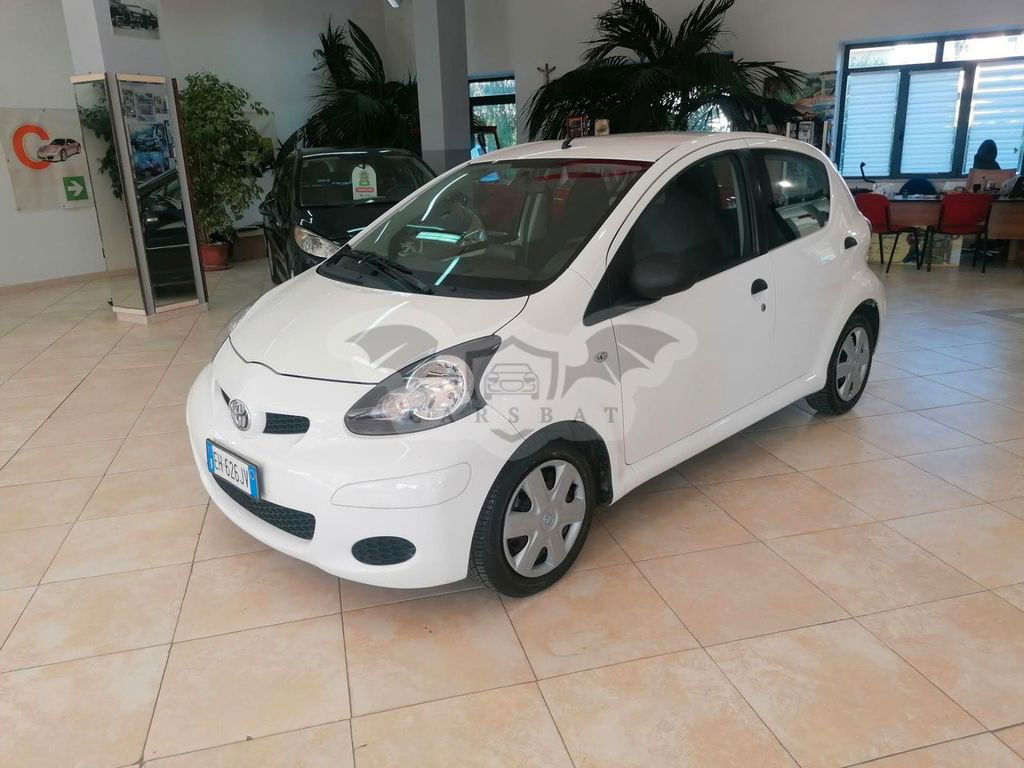 Toyota Aygo X 2011