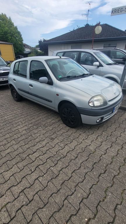 Renault Clio 1999
