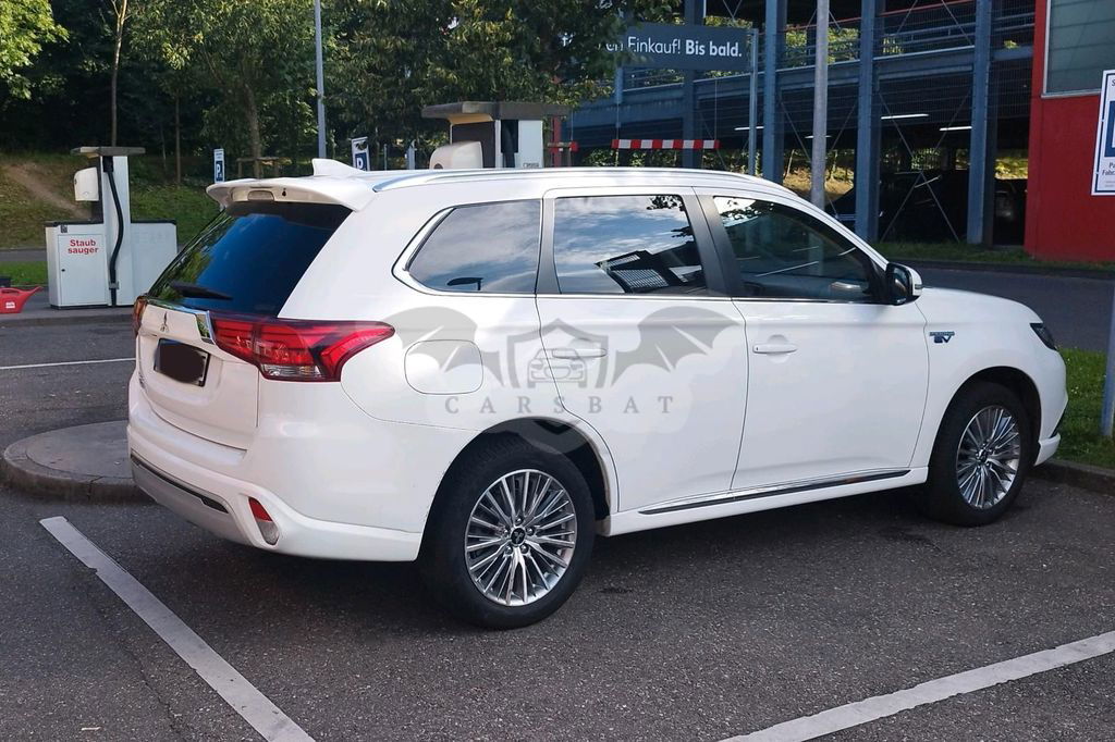 Mitsubishi Outlander 2021