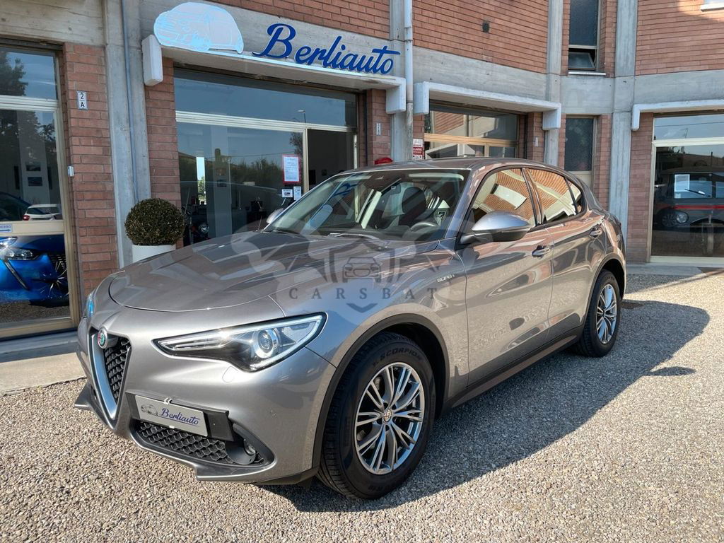 Alfa Romeo Stelvio 2021