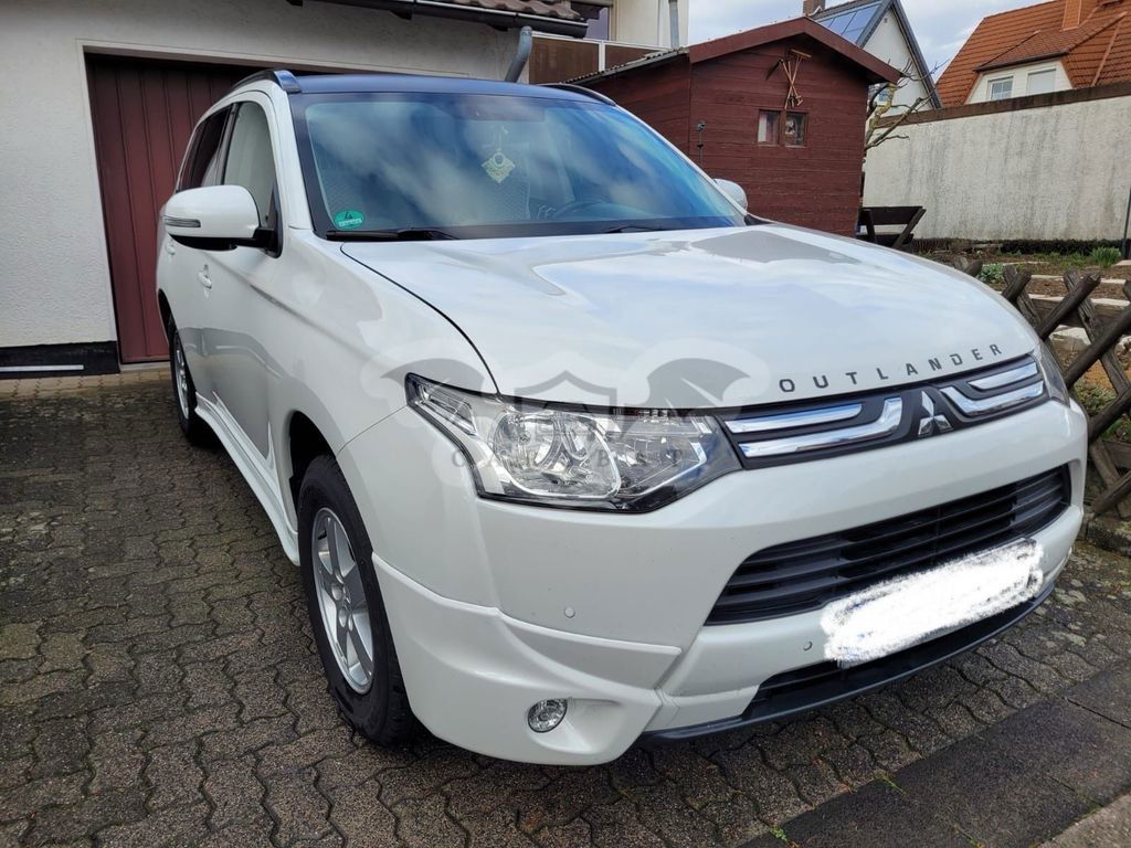 Mitsubishi Outlander 2013