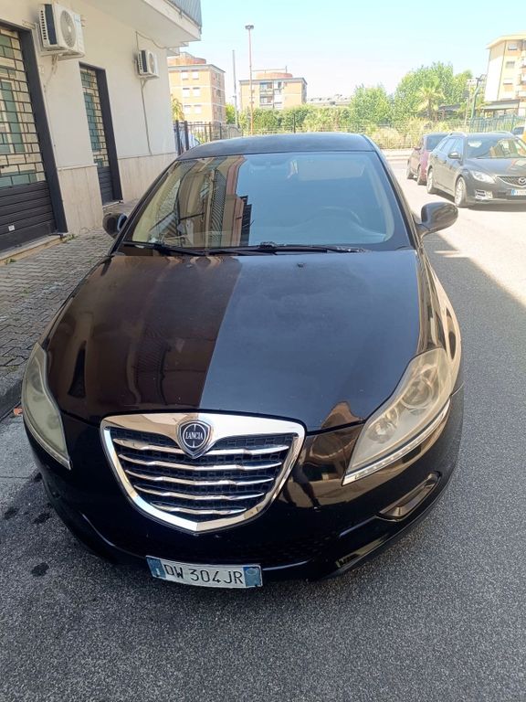 Lancia Delta 2009