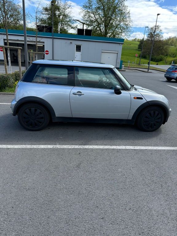 Mini One 2003