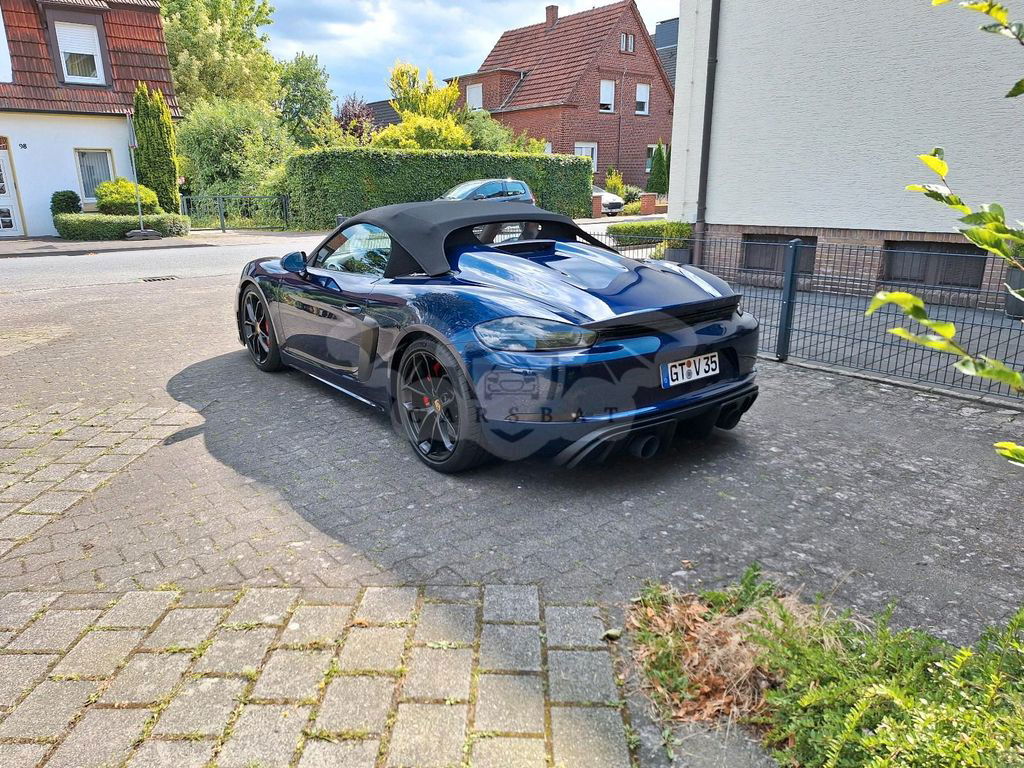Porsche Cayenne 2022