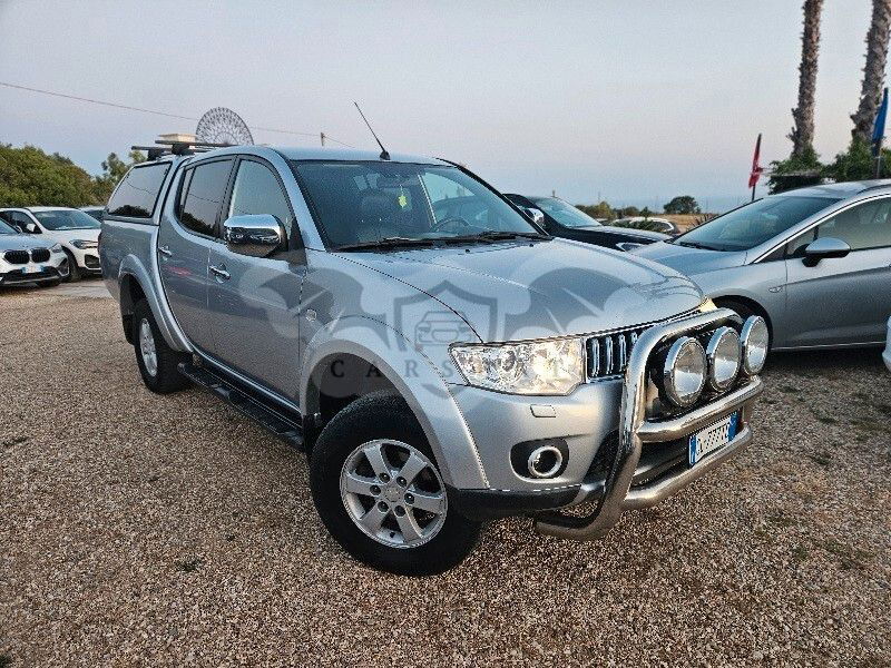 Mitsubishi L200 2011