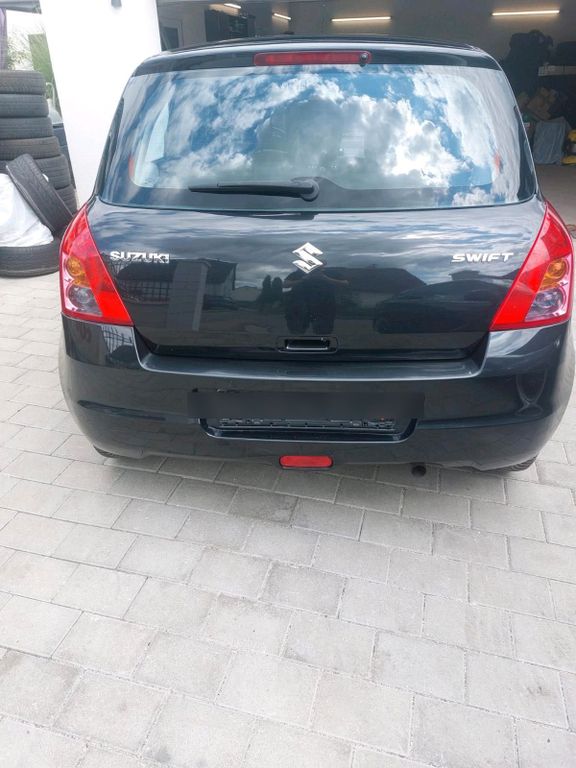 Suzuki Swift 2010