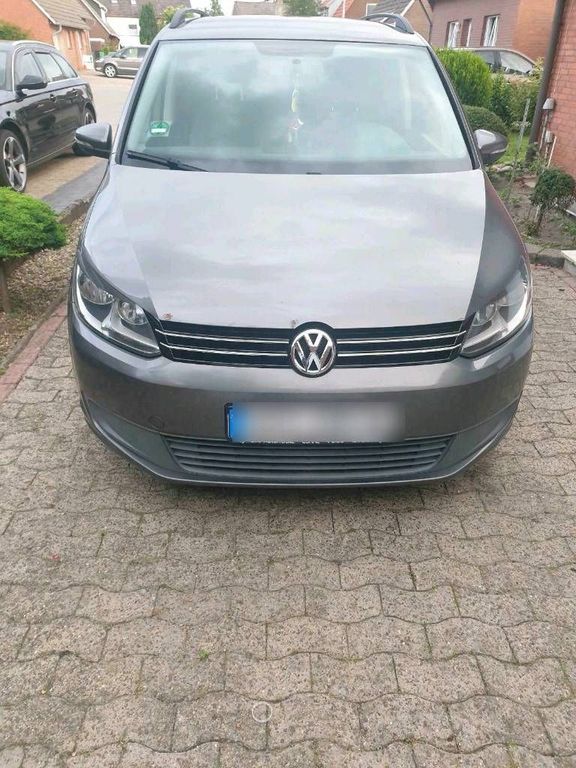 Volkswagen Touran 2011