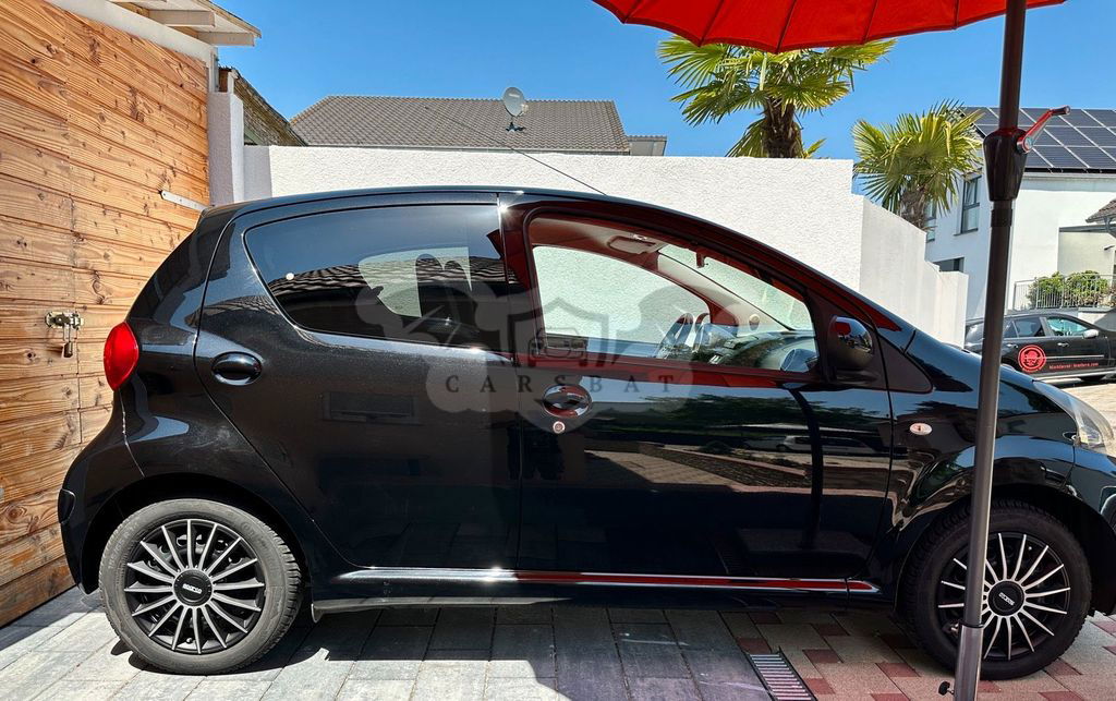 Toyota Aygo X 2011