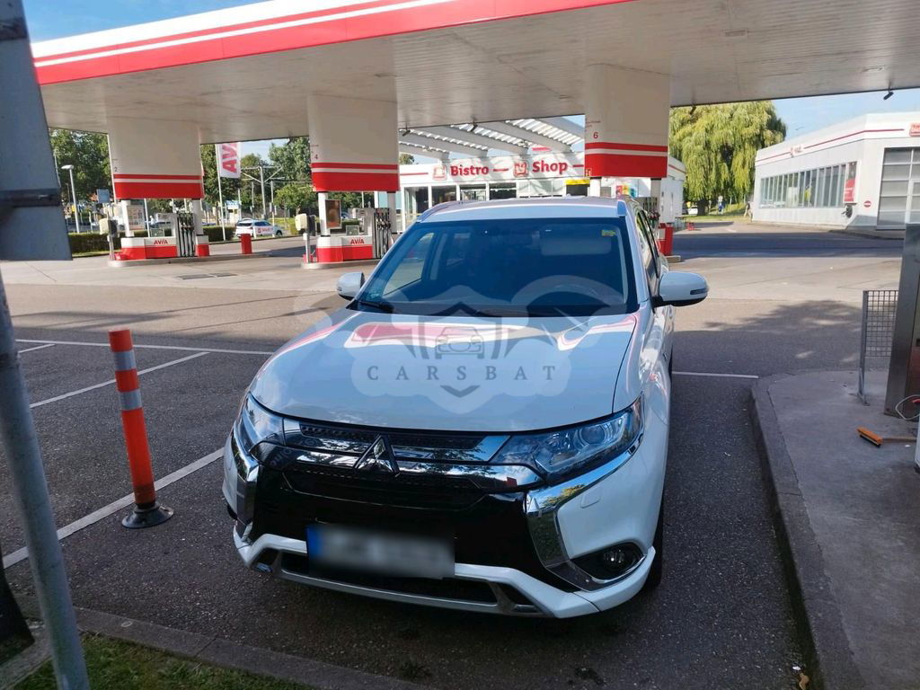 Mitsubishi Outlander 2021