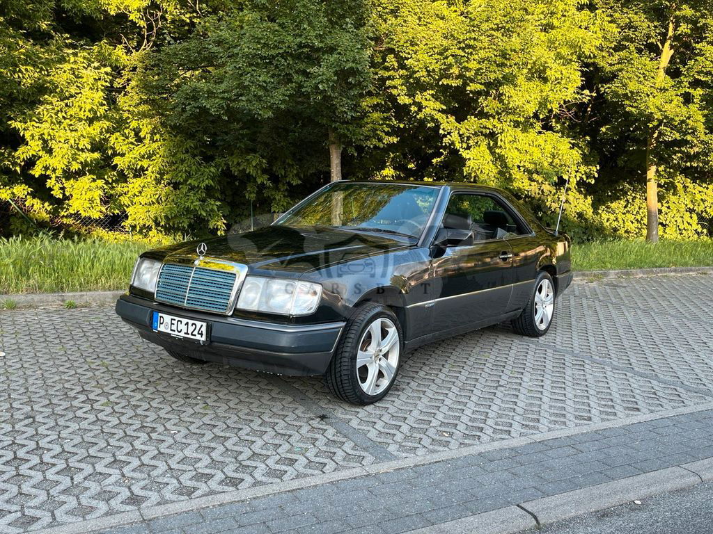 Mercedes-Benz CE 300 1992