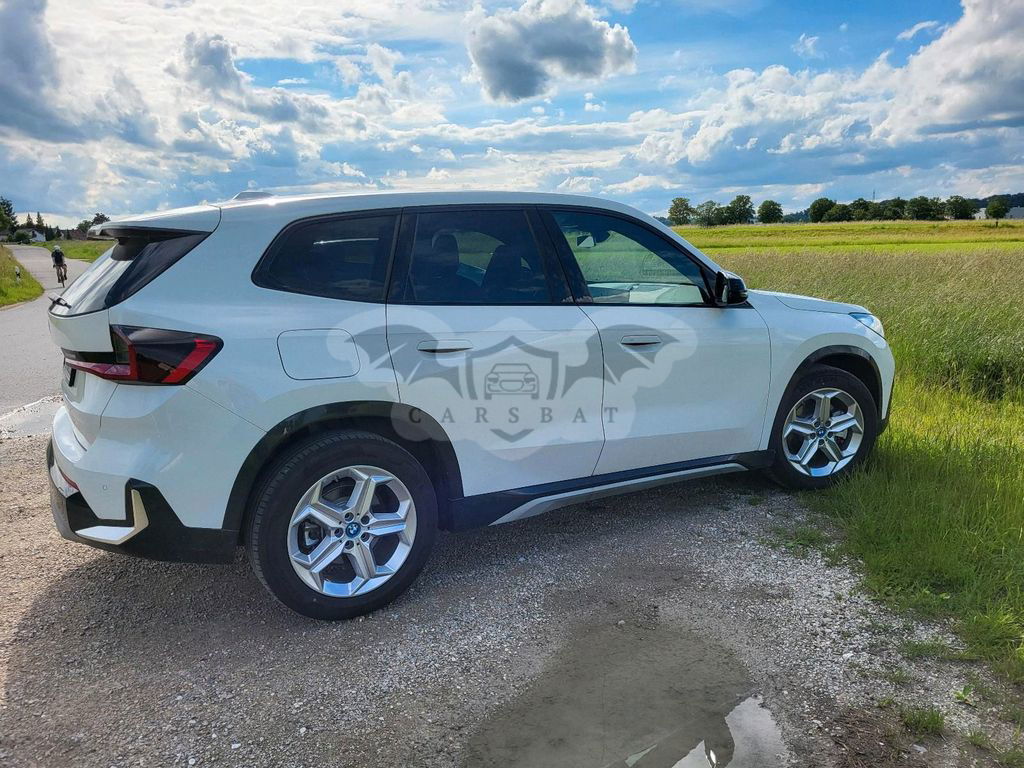 BMW iX1 2023