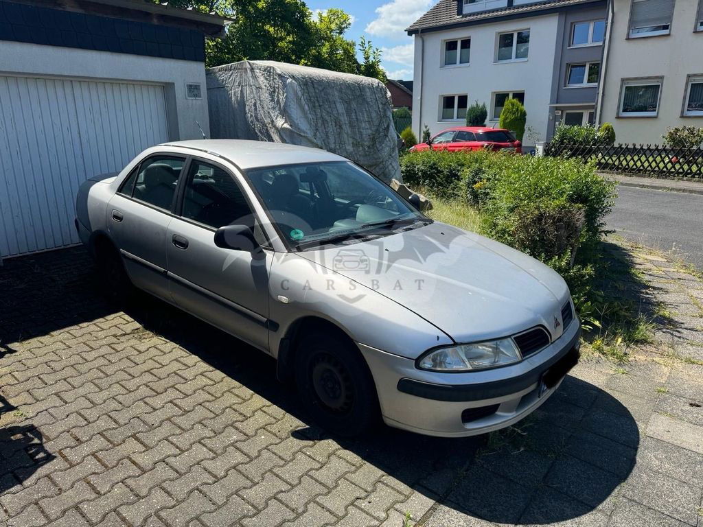Mitsubishi Carisma 2001