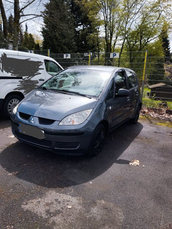 Mitsubishi Colt 2004