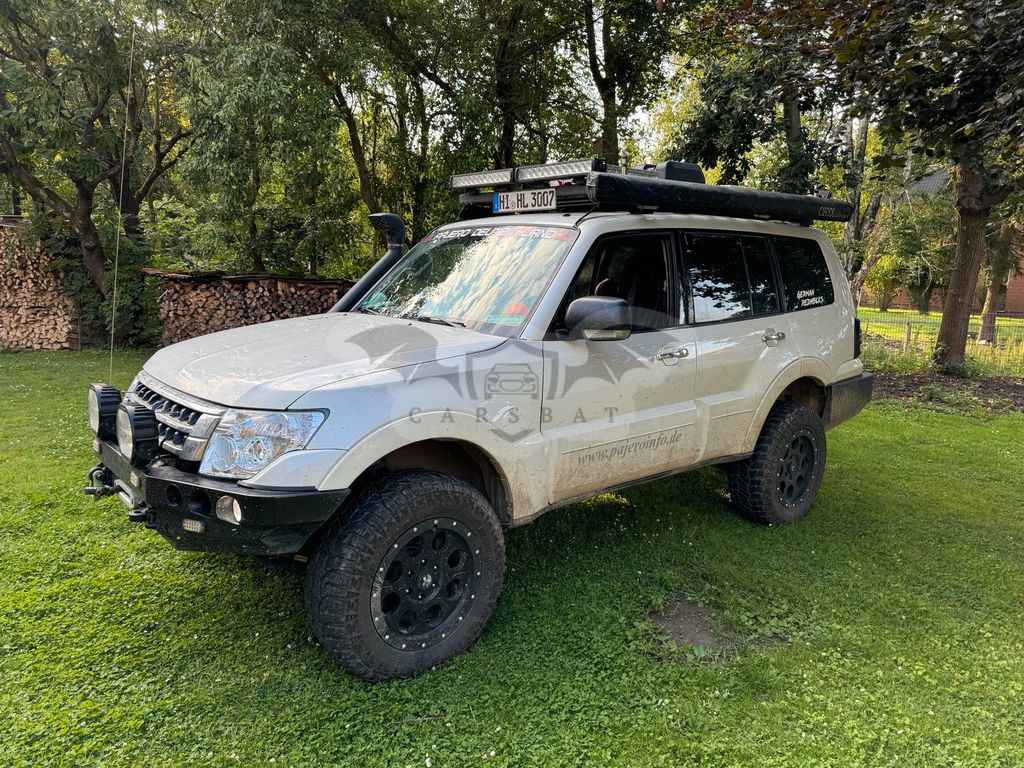 Mitsubishi Pajero 2015