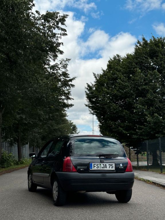 Renault Clio 1999