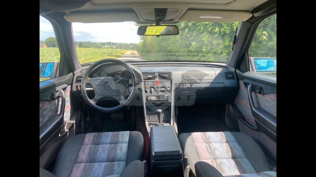 Mercedes-Benz C 180 1993