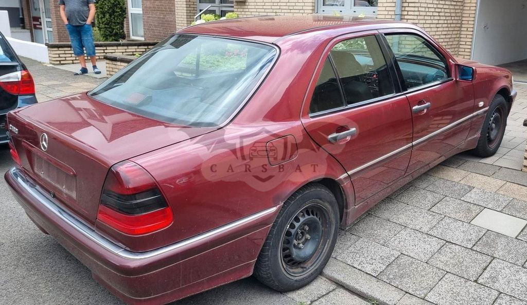 Mercedes-Benz C 180 1990