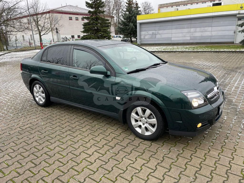 Opel Insignia 2005