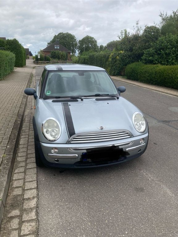 Mini One 2004