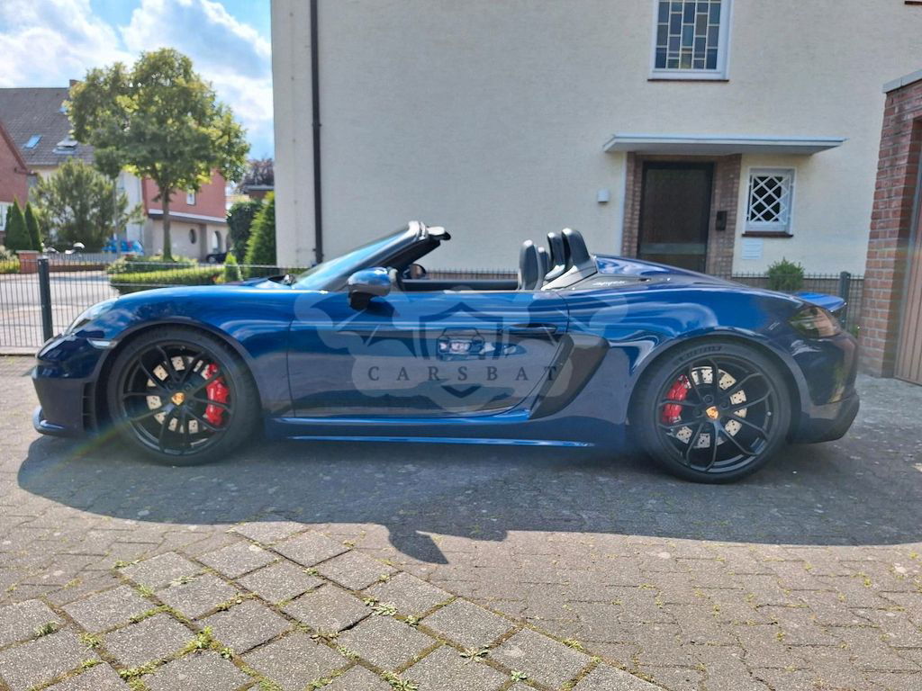 Porsche Cayenne 2022