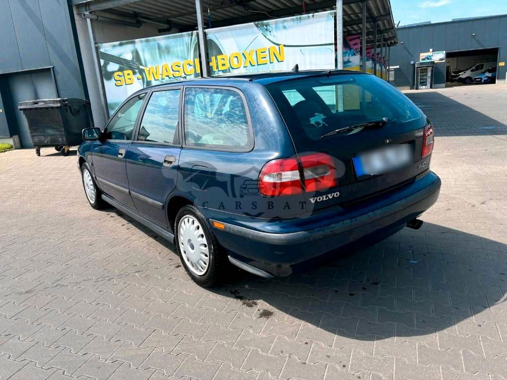 Volvo V40 1999